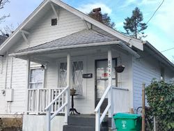 Pre-foreclosure in  N LOMBARD WAY # 8051 Portland, OR 97203