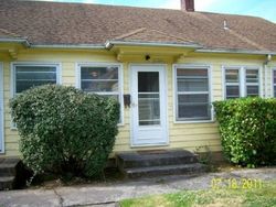 Pre-foreclosure in  N MONTANA AVE # 4525 Portland, OR 97217