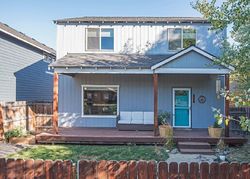 Pre-foreclosure in  W JEFFERSON AVE Sisters, OR 97759