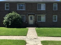 Pre-foreclosure in  S COLFAX AVE Chicago, IL 60617