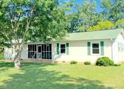 Pre-foreclosure in  BRANNON CIR Inman, SC 29349