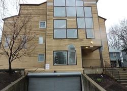 Pre-foreclosure in  NORTH AVE  Bridgeport, CT 06604