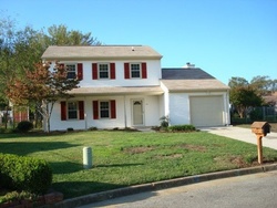 Pre-foreclosure in  CLIFTON CT Newport News, VA 23608