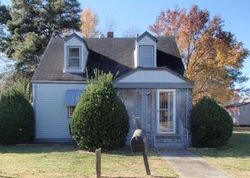 Pre-foreclosure in  DUNKIN ST Portsmouth, VA 23703