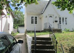 Pre-foreclosure in  E 86TH ST Cleveland, OH 44125