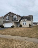 Pre-foreclosure in  EDWARDS AVE Country Club Hills, IL 60478