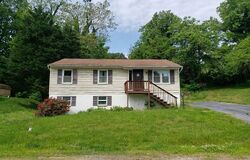 Pre-foreclosure in  8TH ST Chesapeake Beach, MD 20732