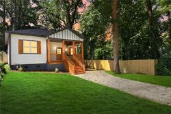 Pre-foreclosure in  AVON AVE SW Atlanta, GA 30310