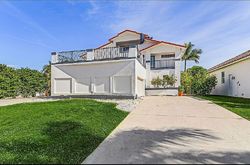 Pre-foreclosure in  SANDY CIR Cape Coral, FL 33904