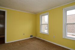 Pre-foreclosure in  LAUREL ST Covington, KY 41016