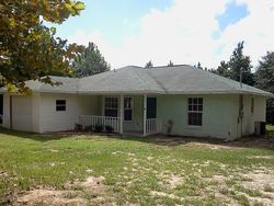 Pre-foreclosure in  GARDEN WAY RD Groveland, FL 34736