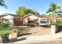 Pre-foreclosure in  RISA DR Glendale, CA 91208