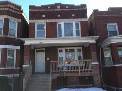 Pre-foreclosure in  S JUSTINE ST Chicago, IL 60636