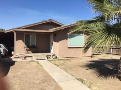 Pre-foreclosure Listing in 2ND ST PARLIER, CA 93648