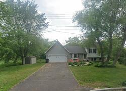 Pre-foreclosure in  VALENTINE CREST RD Saint Paul, MN 55112