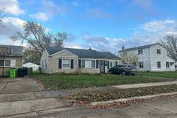 Pre-foreclosure in  KATHY ST Roseville, MI 48066