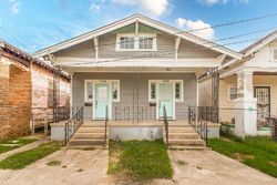 Pre-foreclosure in  FIG ST New Orleans, LA 70125