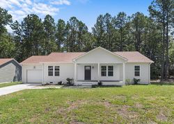 Pre-foreclosure in  GREEN VALLEY RD Fayetteville, NC 28311