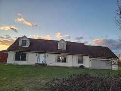 Pre-foreclosure in  N REIMAN RD Curtice, OH 43412