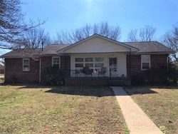 Pre-foreclosure Listing in CIRCLE DR ESTILL SPRINGS, TN 37330