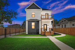 Pre-foreclosure in  DELMAR ST Houston, TX 77011