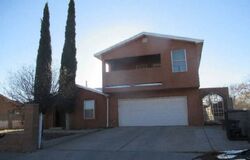 Pre-foreclosure in  DOLORES DR NW Albuquerque, NM 87105