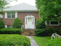 Pre-foreclosure in  WESTMINSTER AVE Hillside, NJ 07205