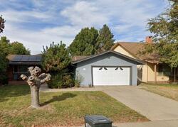 Pre-foreclosure in  LAKE FOREST DR Sacramento, CA 95826