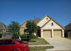 Pre-foreclosure in  GREEN THICKET DR Pearland, TX 77584