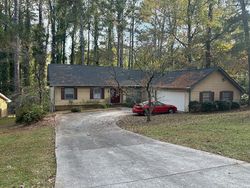 Pre-foreclosure in  GRANITE SPRINGS LN Stone Mountain, GA 30083