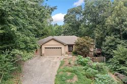 Pre-foreclosure in  KAREN LN Woodstock, GA 30188