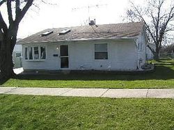 Pre-foreclosure in  DORSETSHIRE DR Steger, IL 60475