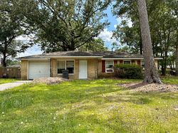 Pre-foreclosure in  DESMOND AVE North Charleston, SC 29418