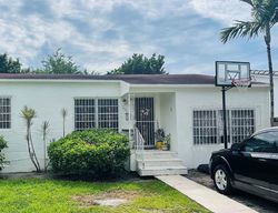 Pre-foreclosure in  SW 13TH ST Miami, FL 33145