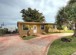Pre-foreclosure in  NW 84TH PL Hialeah, FL 33015