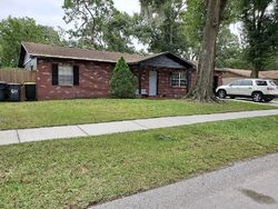 Pre-foreclosure in  LIMBER LN Lakeland, FL 33810