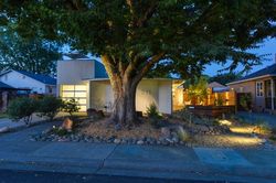 Pre-foreclosure in  MEISTER WAY Sacramento, CA 95819