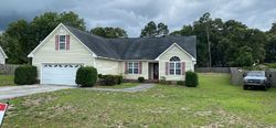 Pre-foreclosure in  STAR GAZER CT Richlands, NC 28574