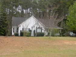 Pre-foreclosure in  GREEN HILLS RD Rocky Mount, NC 27804