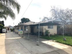 Pre-foreclosure in  ROSS AVE Riverbank, CA 95367