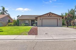 Pre-foreclosure in  SILVER BREEZE CT Stockton, CA 95210