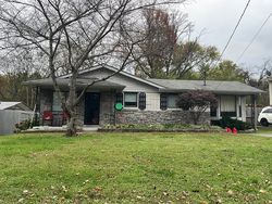 Pre-foreclosure in  LARCHWOOD DR Nashville, TN 37214