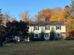 Pre-foreclosure in  LUNDY LN Huntingdon Valley, PA 19006