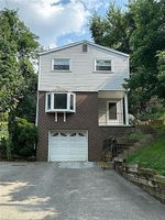 Pre-foreclosure in  HOMESTEAD DUQUESNE RD West Mifflin, PA 15122