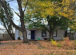 Pre-foreclosure in  SENECA DR Newark, OH 43055