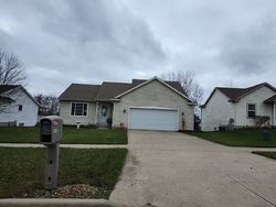 Pre-foreclosure in  GREEN MEADOWS DR Middleville, MI 49333