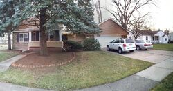 Pre-foreclosure in  OTTAWA DR Royal Oak, MI 48073