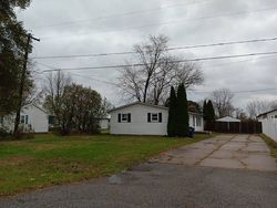 Pre-foreclosure in  COLE RD Saginaw, MI 48601