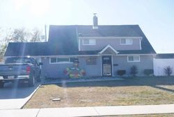 Pre-foreclosure in  INLAND RD Levittown, PA 19057