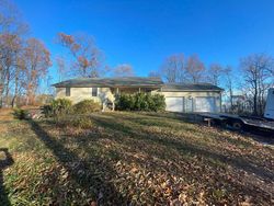 Pre-foreclosure in  FULTON RD Hedgesville, WV 25427